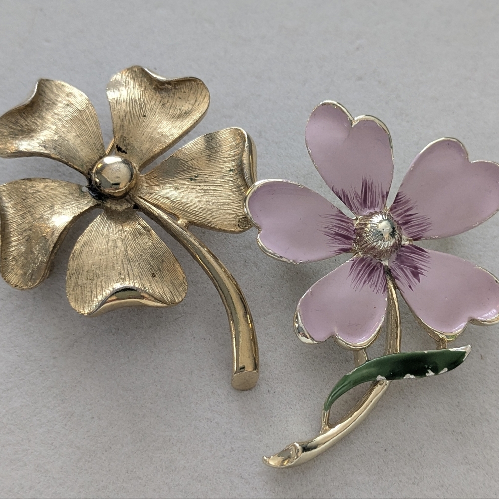 Vintage Dogwood Flower Brooches Floral Gerry's Sarah Cov